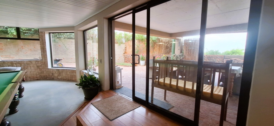 4 Bedroom Property for Sale in Witsand Western Cape